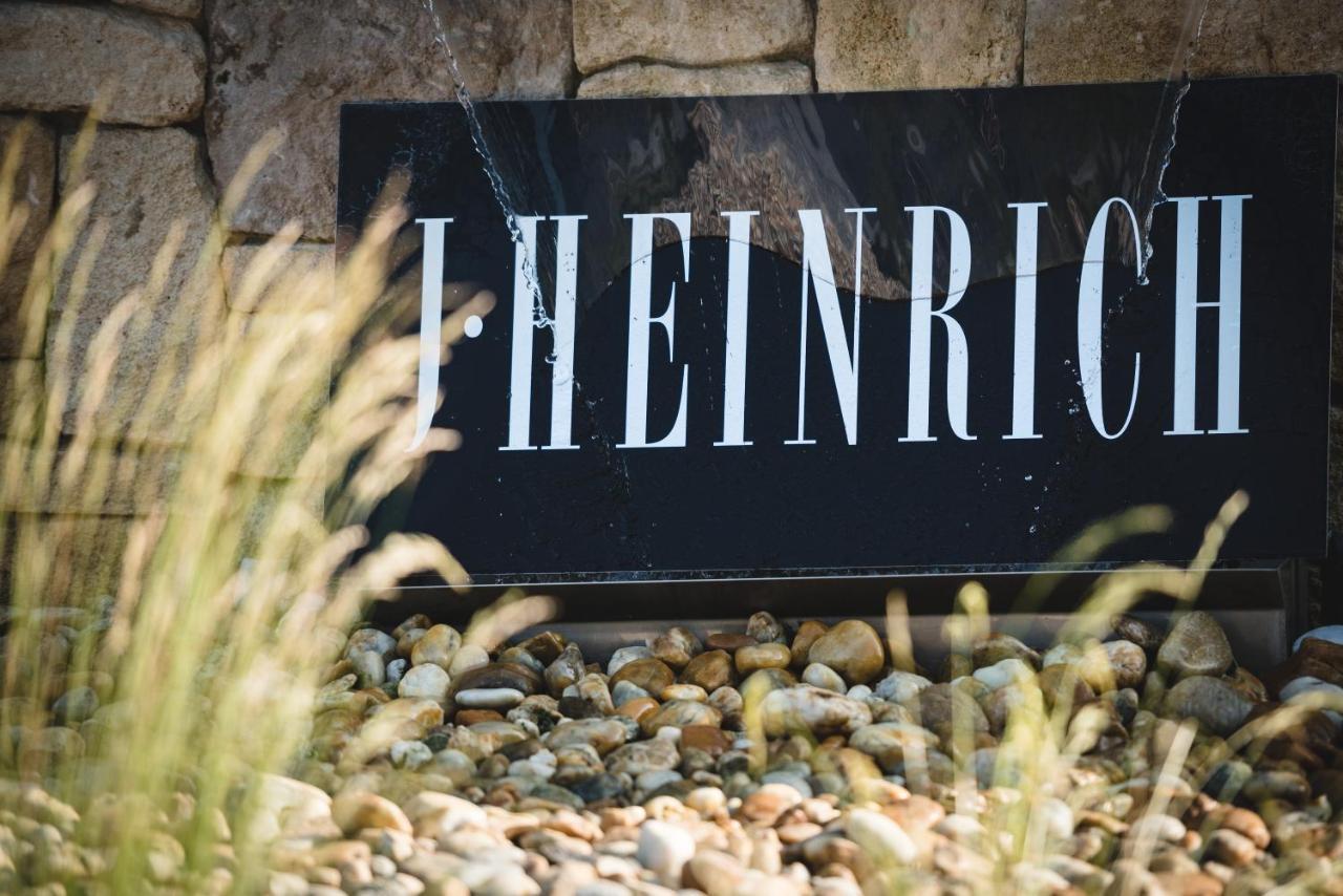 Weingut Silvia Heinrich Deutschkreutz Exterior foto